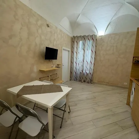 Nel Centro Di شقة